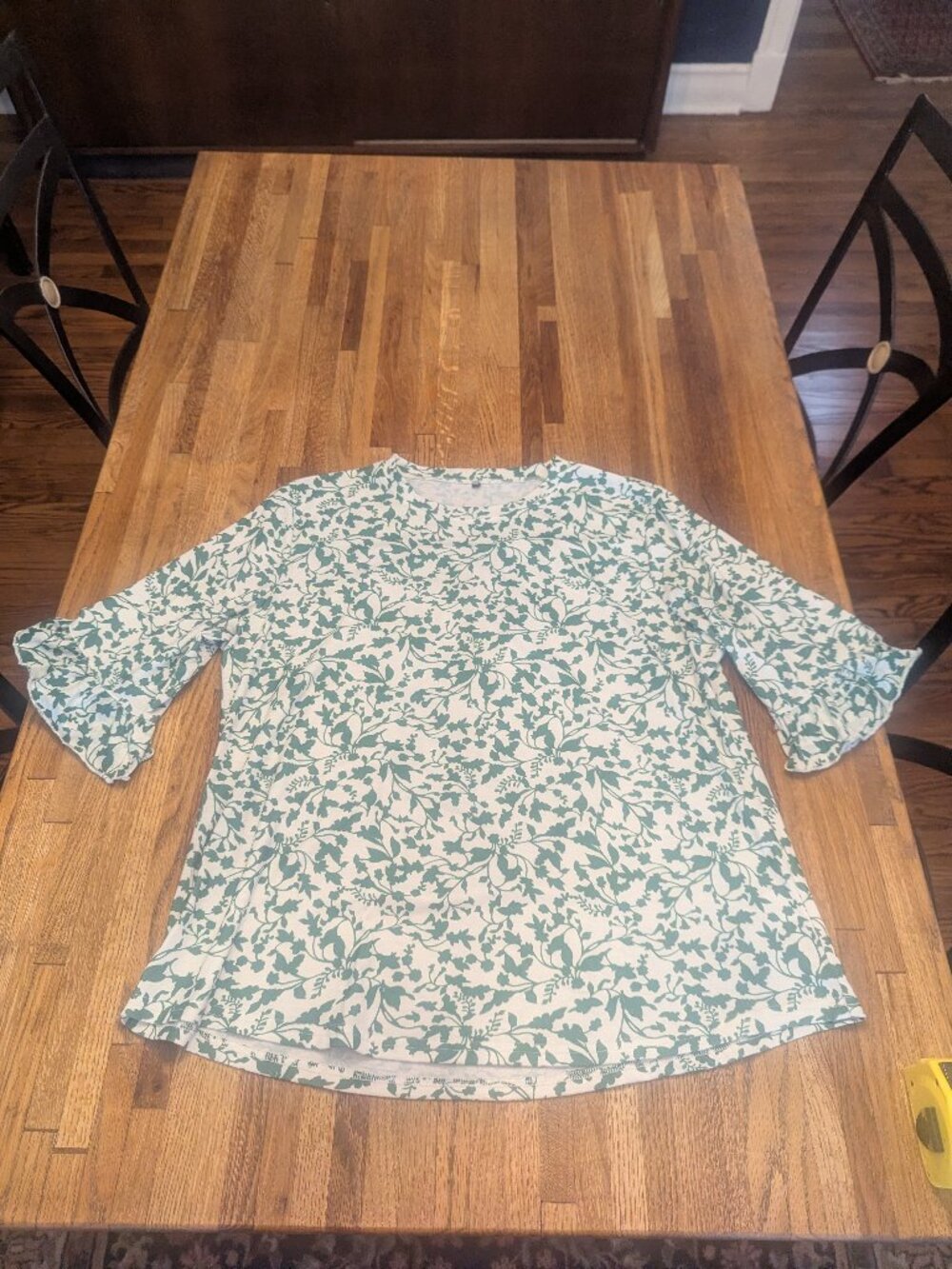 Pretty Green Vine 3/4 Ruffled Sleeves Top XXL